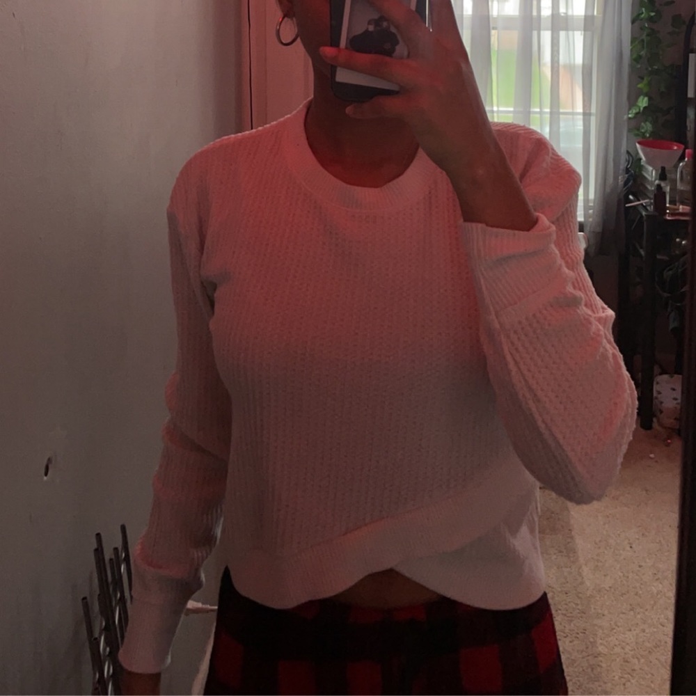 White crop sweater